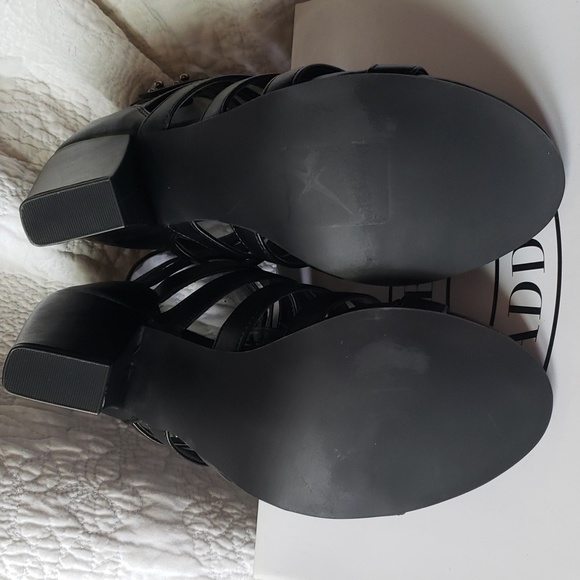 Steve Madden Gladiator Petra Sandals | W11US - Picture 4 of 8